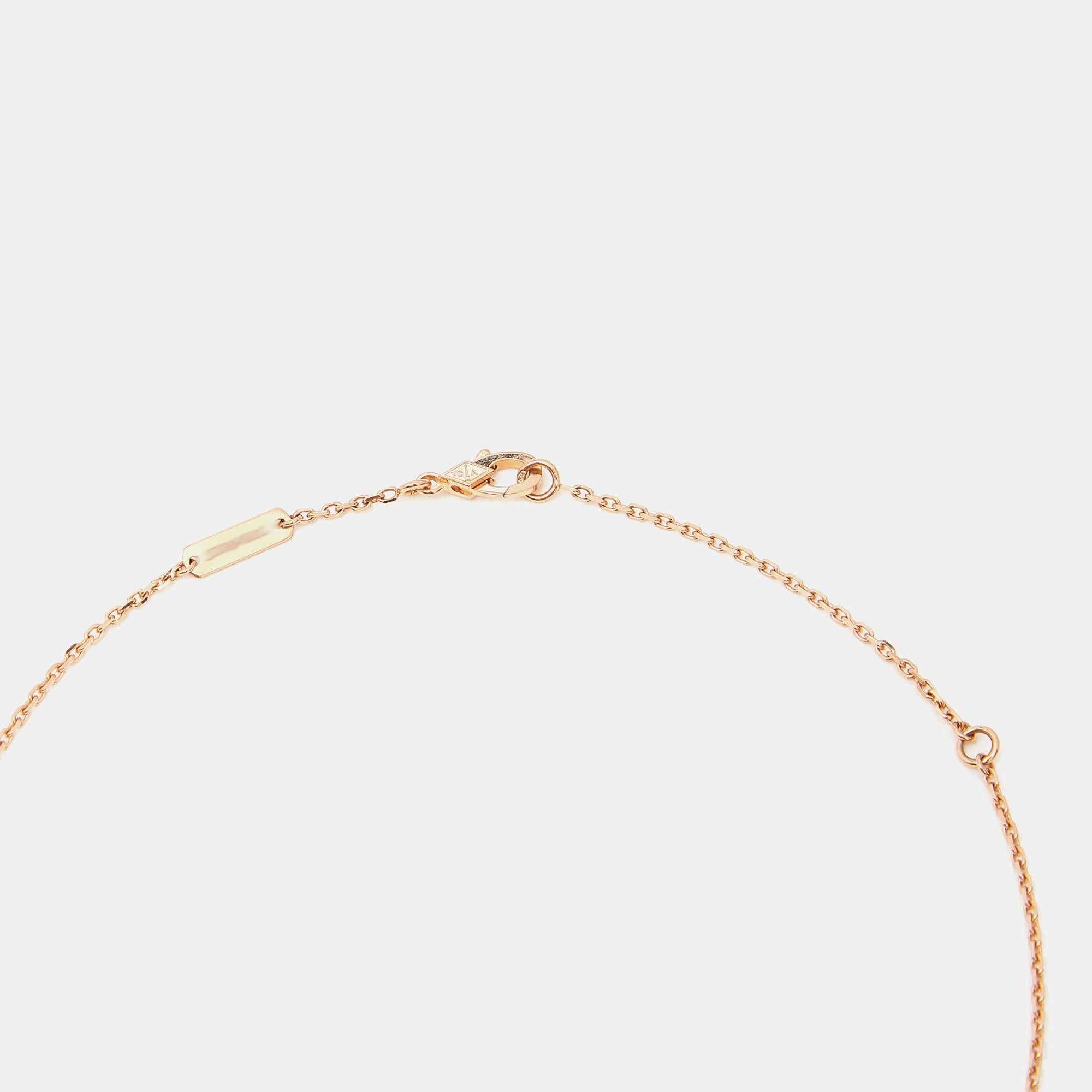Women's Van Cleef & Arpels Vintage Alhambra 2023 Holiday Limited Diamond Gold Necklace For Sale