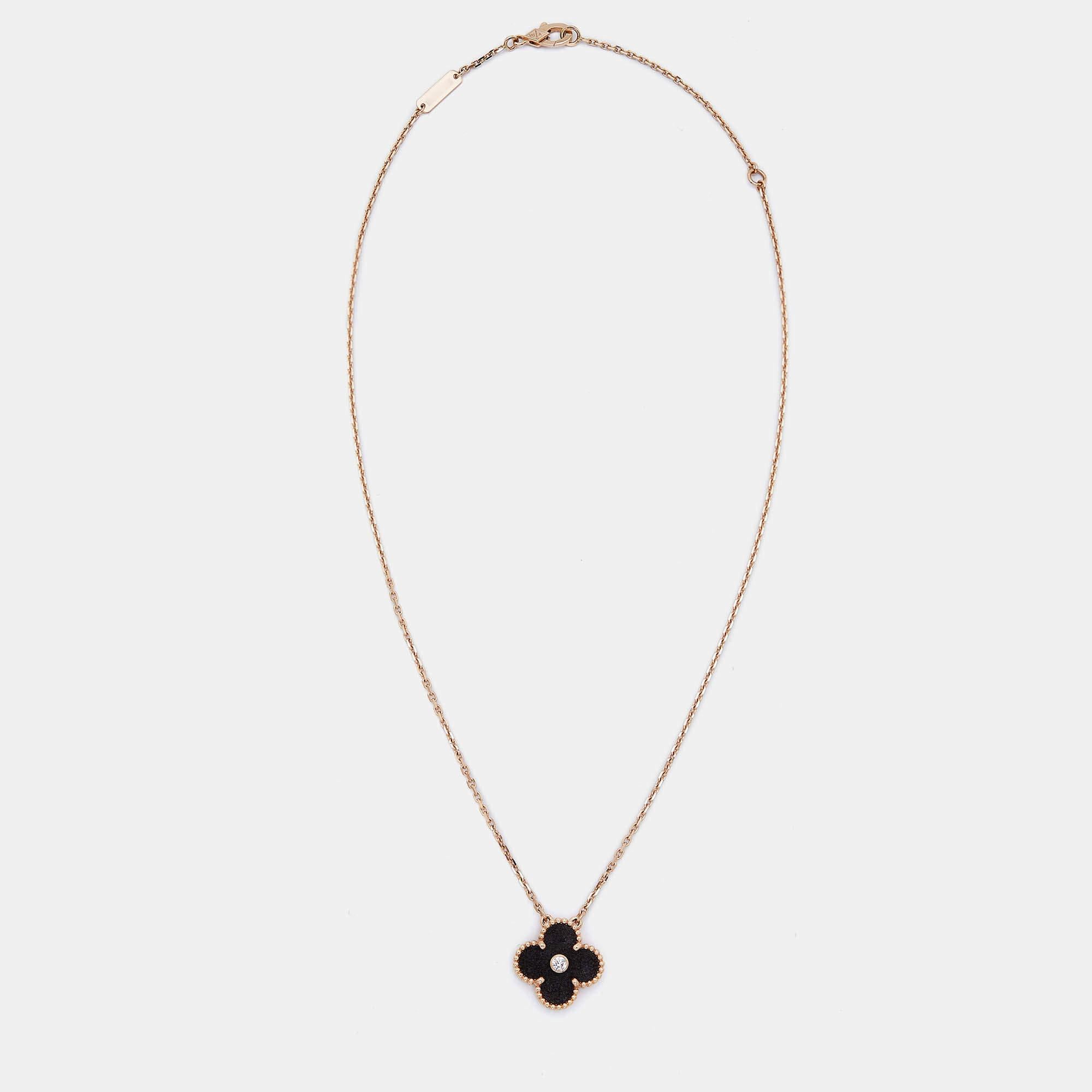 Experience timeless allure with the Van Cleef and Arpels Vintage Alhambra 2023 Holiday Limited necklace. Crafted with precision it merges the rich hues of obsidian with the brilliance of diamond set against the warm glow of 18k rose gold. Each