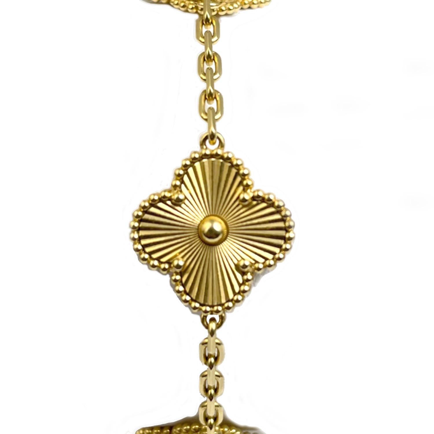 Designer:  Van Cleef & Arpels 

Collection:  Vintage Alhambra

Style:  5 Motif Bracelet

Metal Type: Yellow Gold 

Metal Purity: 18k

Hallmarks: VCA; Serial #; AU750 

​Includes: 24 Month Brilliance Jewels Warranty