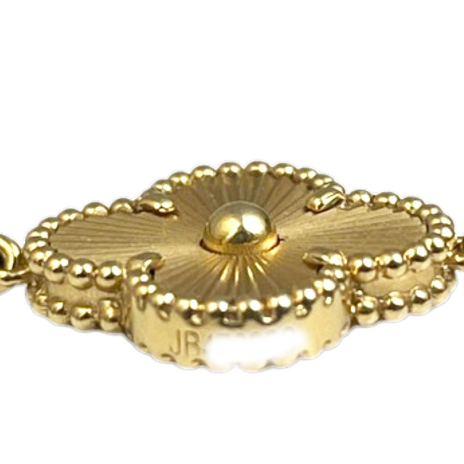 alhambra guilloche bracelet