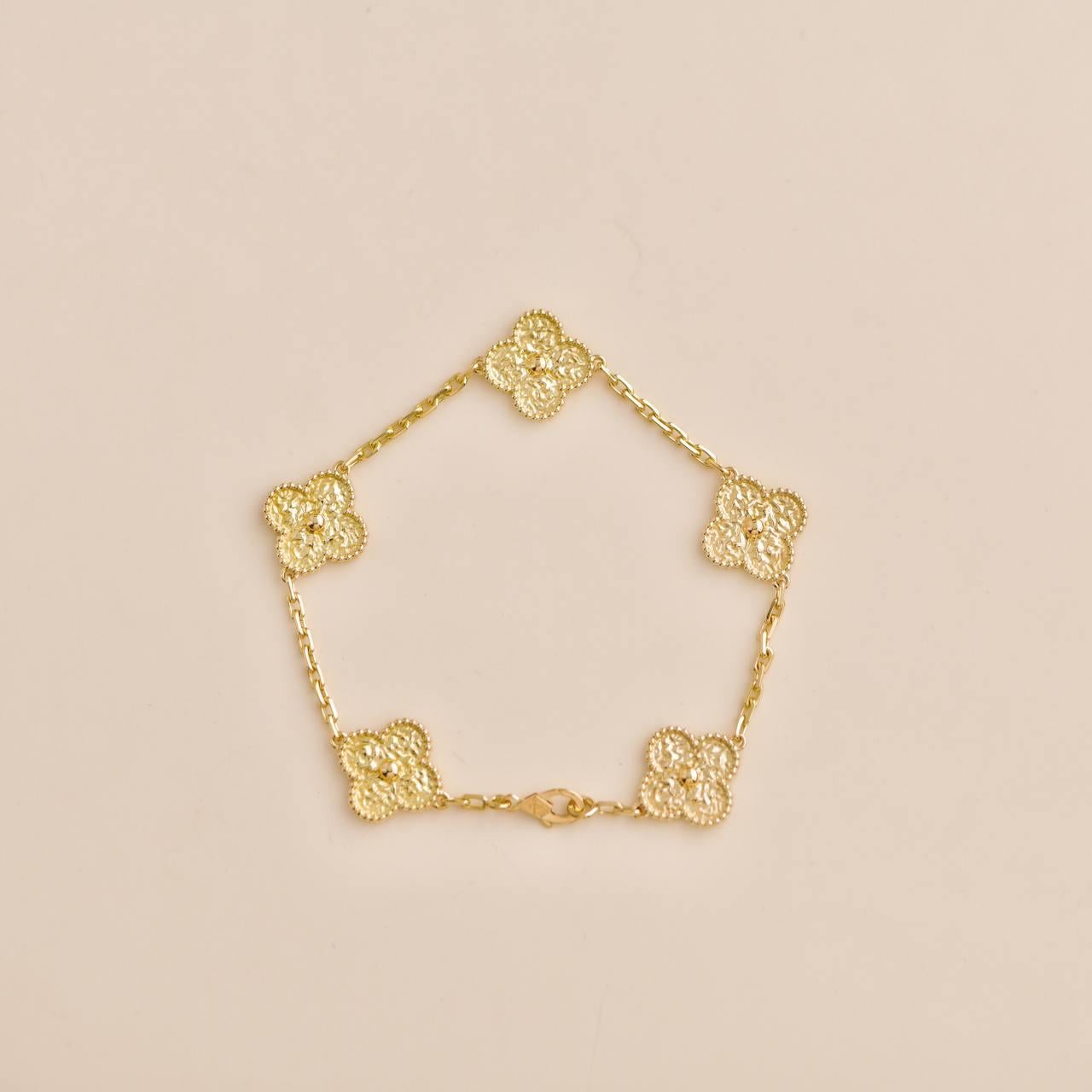 Women's or Men's Van Cleef & Arpels Vintage Alhambra 5 Motif Hammered 18K Yellow Gold Bracelet
