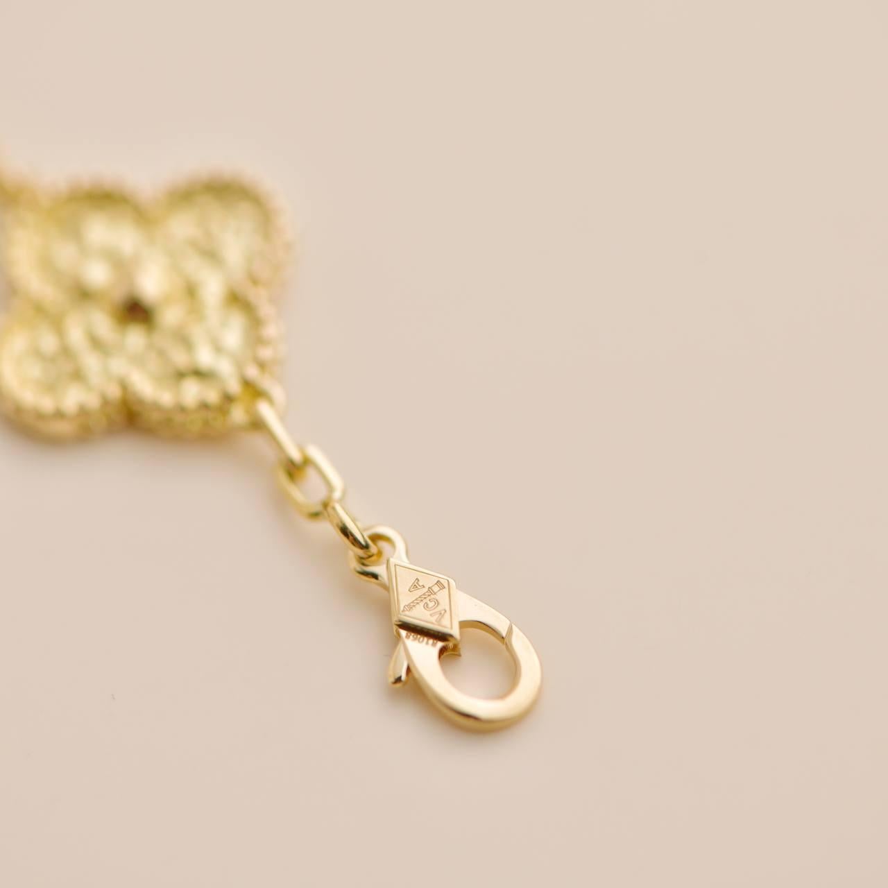 Van Cleef & Arpels Vintage Alhambra 5 Motif Hammered 18K Yellow Gold Bracelet 3