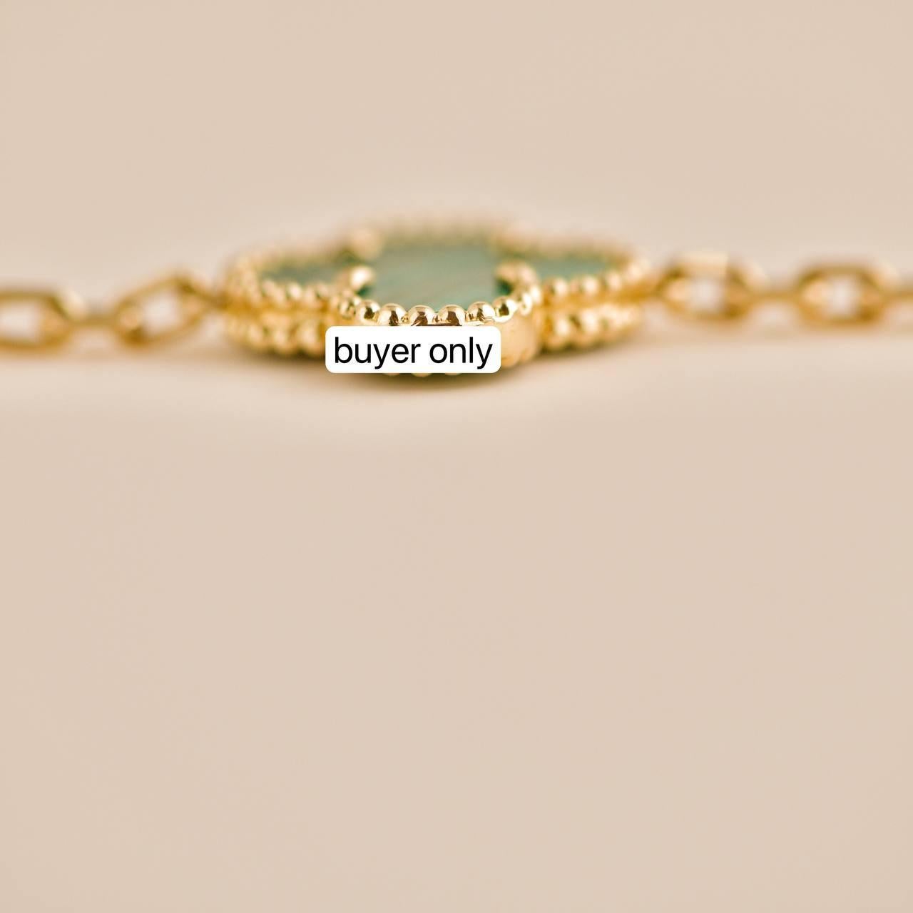 Van Cleef & Arpels Vintage Alhambra 5 Motif Malachite 18k Yellow Gold Bracelet In Excellent Condition In Banbury, GB