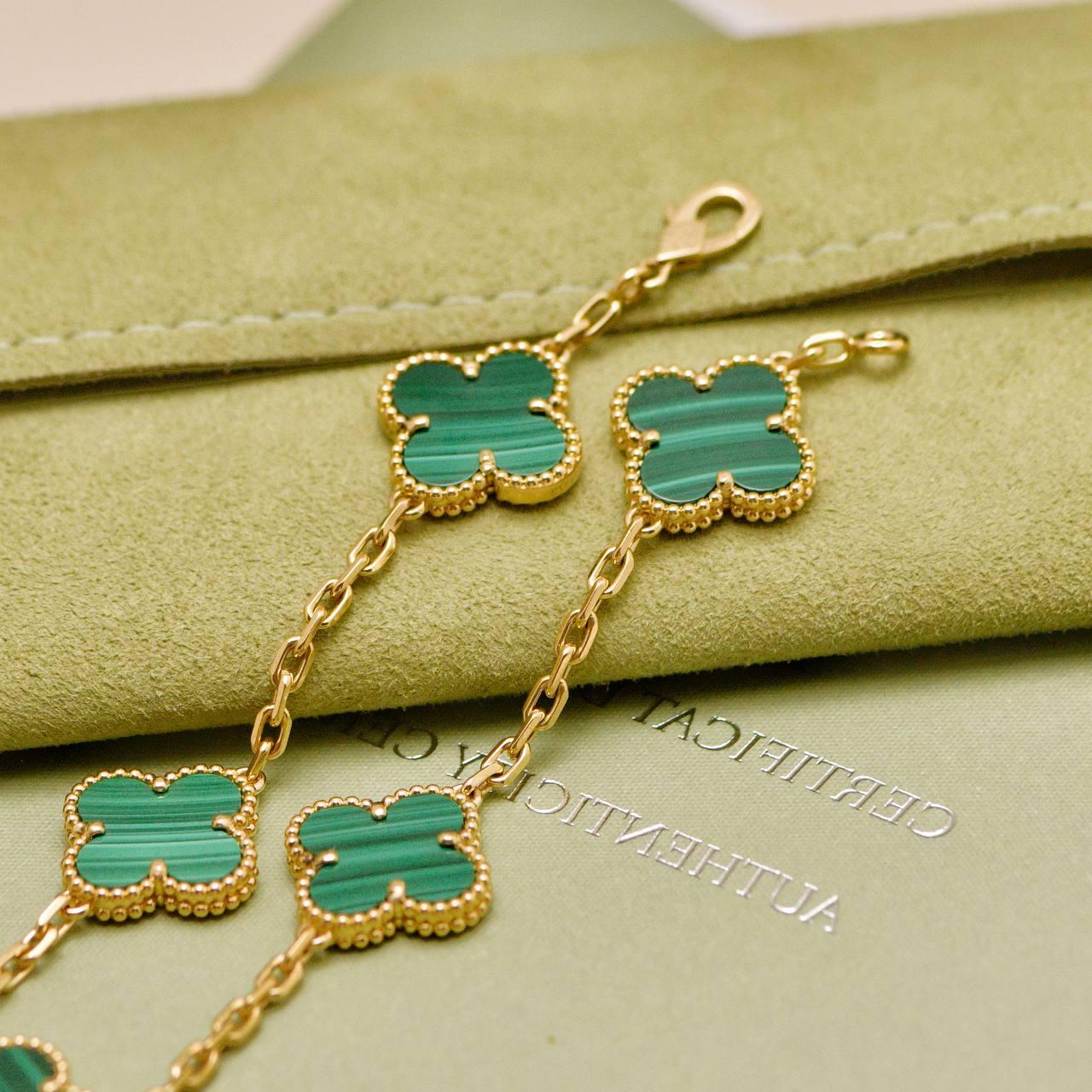 Van Cleef & Arpels Vintage Alhambra 5 Motiv Malachit 18K Gelbgold-Armband im Zustand „Hervorragend“ im Angebot in Banbury, GB