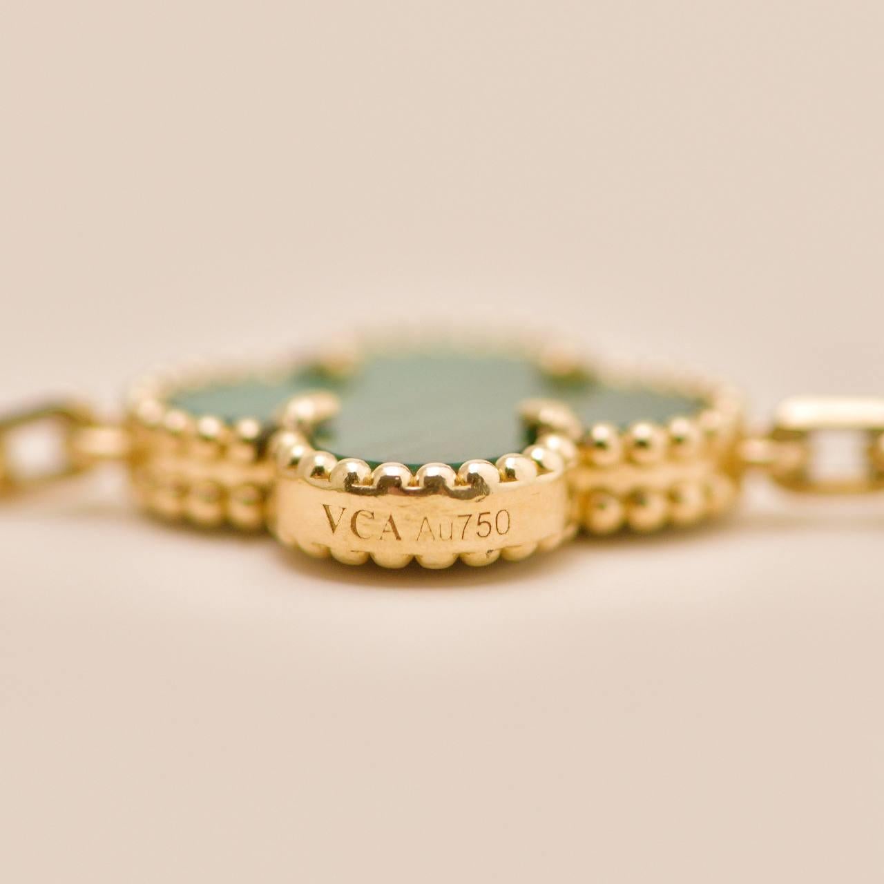 Van Cleef & Arpels Vintage Alhambra 5 Motiv Malachit 18K Gelbgold-Armband im Angebot 1