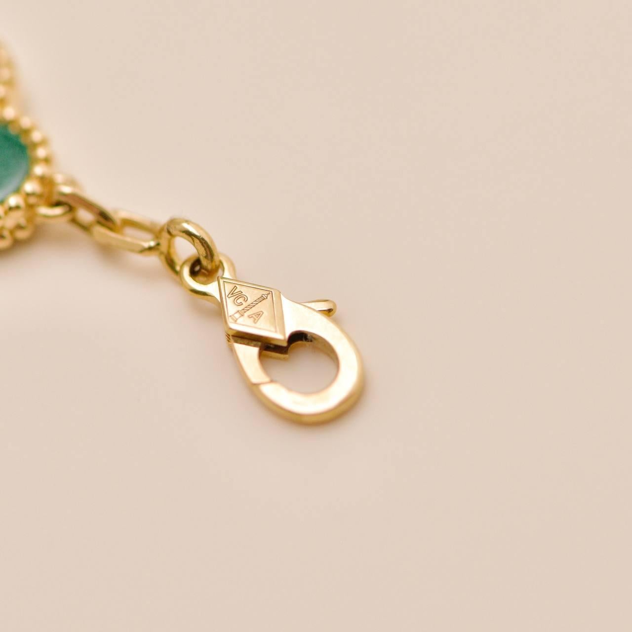 Van Cleef & Arpels Vintage Alhambra 5 Motiv Malachit 18K Gelbgold-Armband im Angebot 2