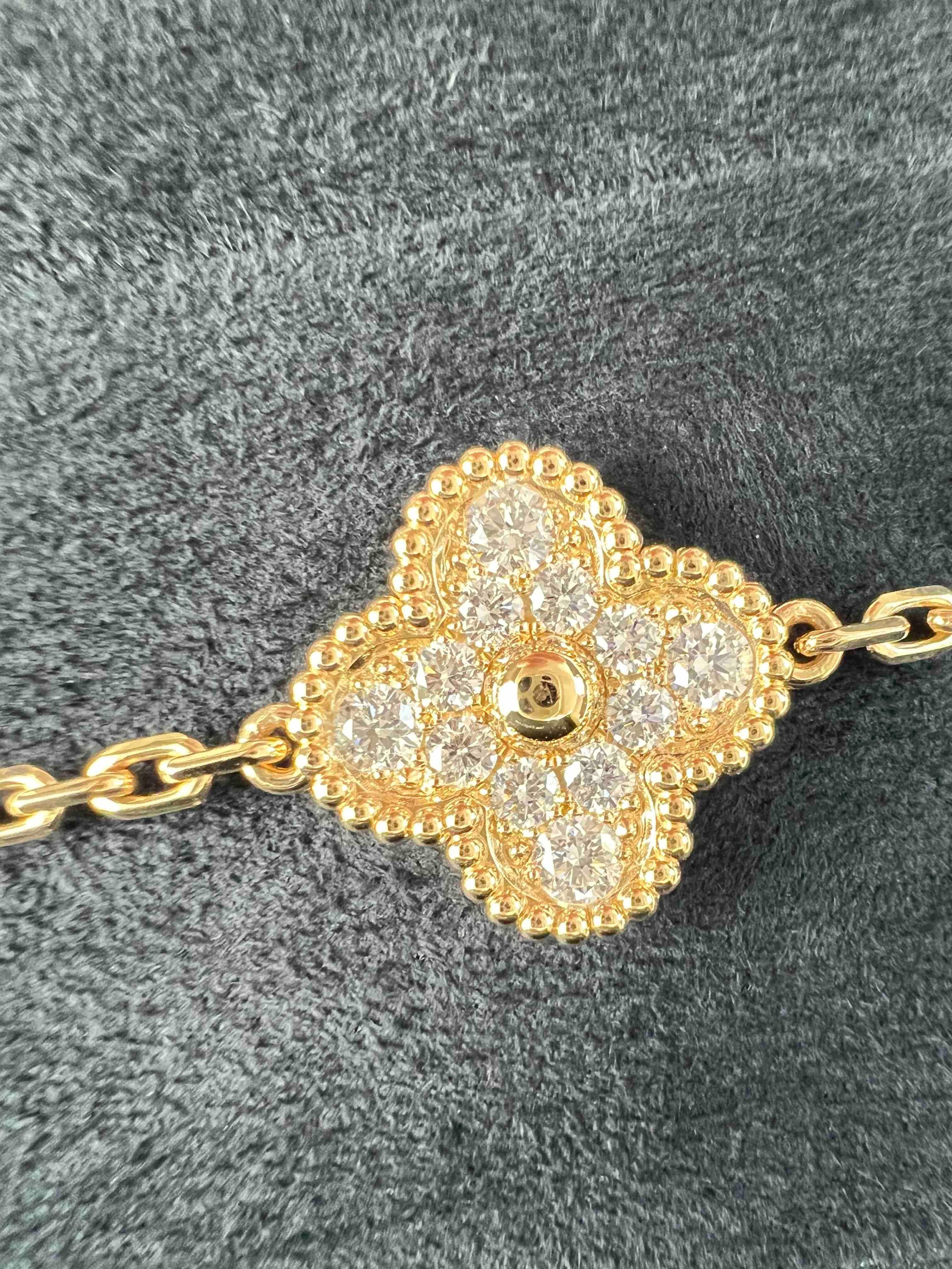 Van Cleef Arpels Vintage Alhambra 5 Motifs Diamond Bracelet, Malachite, YG 6