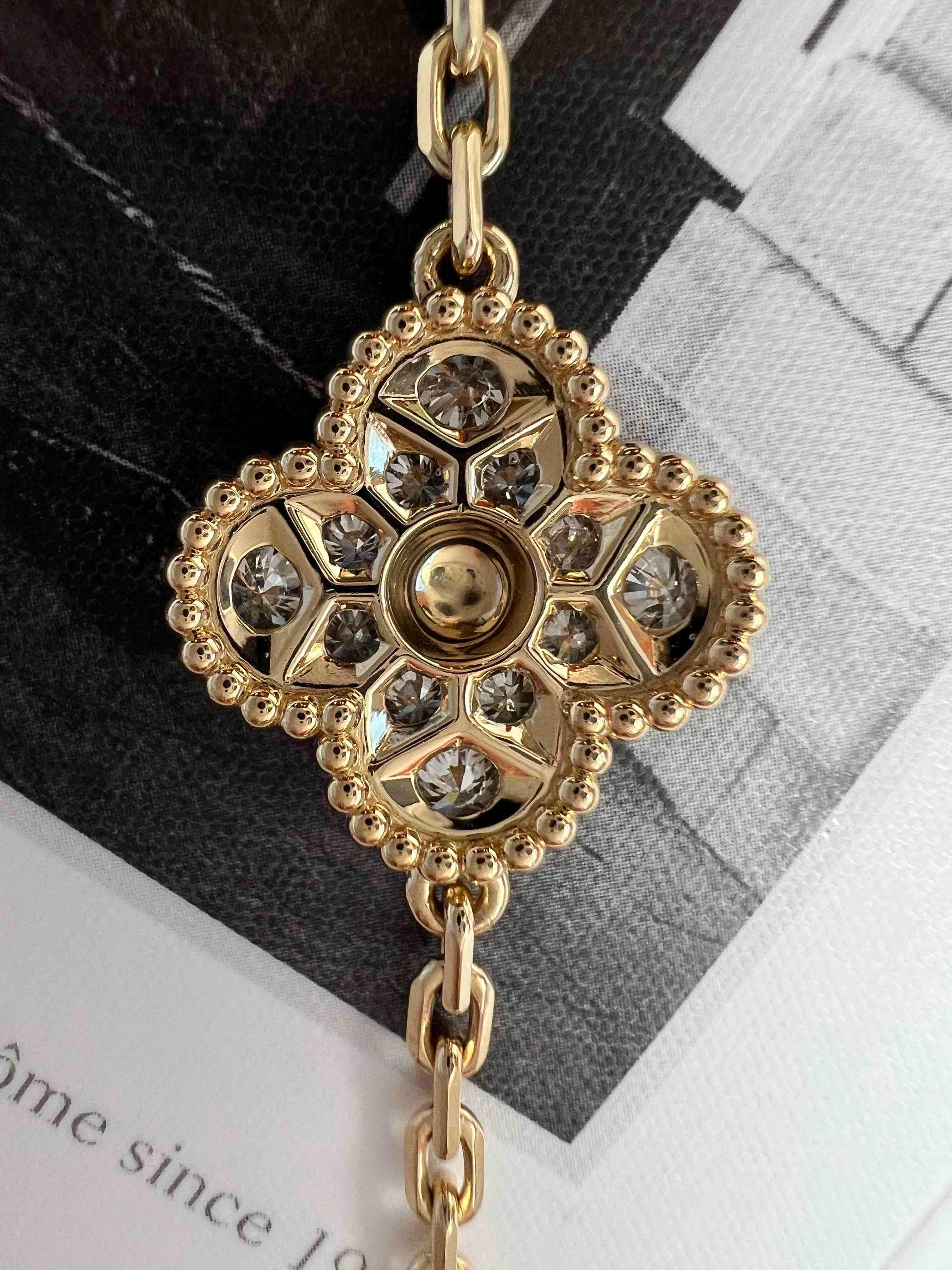  Van Cleef Arpels Bracelet vintage Alhambra à 5 motifs en diamants et malachite, YG Unisexe 