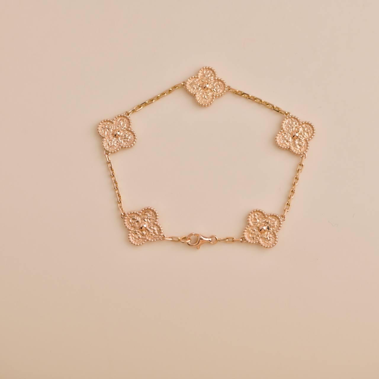 Women's or Men's Van Cleef & Arpels Vintage Alhambra 5 Motifs Rose Gold Bracelet