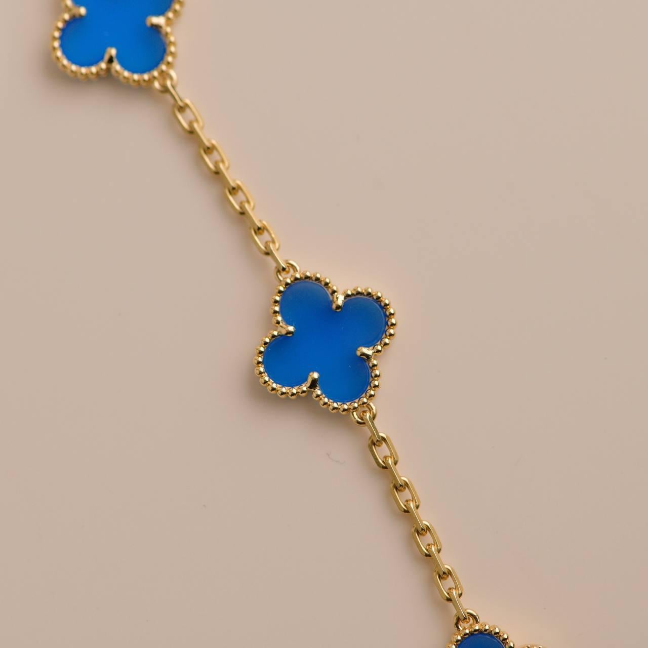 Van Cleef & Arpels Vintage Alhambra Agate Yellow Gold Bracelet 4