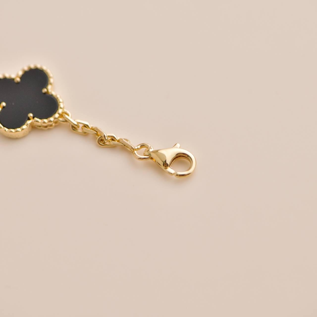 Women's or Men's Van Cleef & Arpels Vintage Alhambra Black Onyx 10 Motif 18K Yellow Gold Necklace