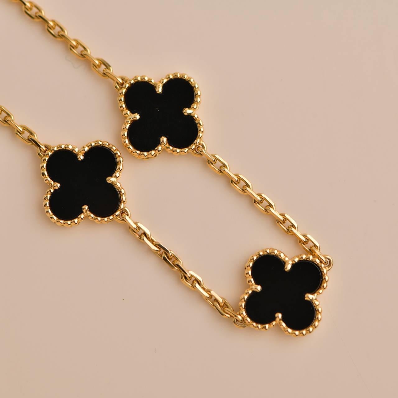 Uncut Van Cleef & Arpels Vintage Alhambra Black Onyx 10 Motif Yellow Gold Necklace