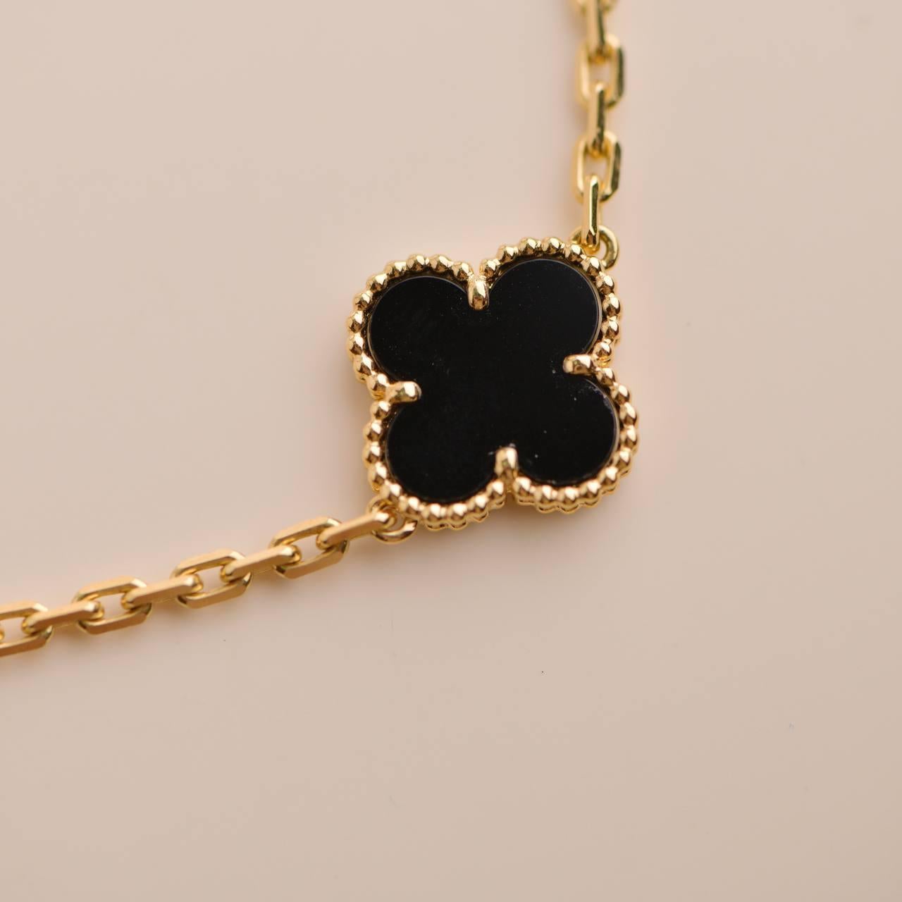 Uncut Van Cleef & Arpels Vintage Alhambra Black Onyx 10 Motif Yellow Gold Necklace