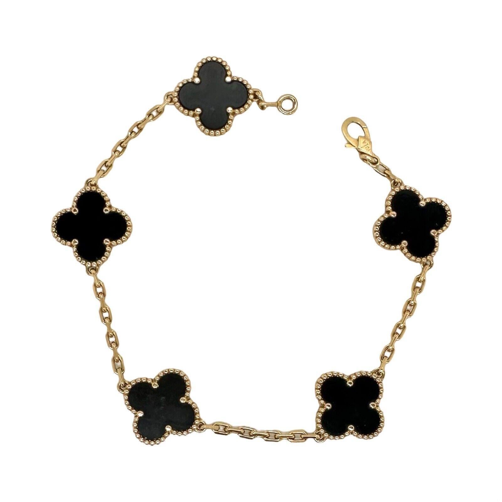 Van Cleef & Arpels Vintage Alhambra Armband aus schwarzem Onyx mit 5 Motiven, COA im Zustand „Gut“ in Miami, FL