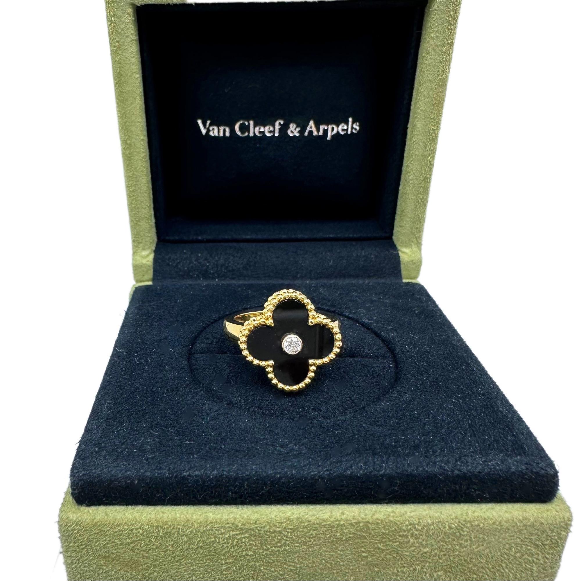Taille ronde Van Cleef & Arpels, bague Alhambra vintage en onyx noir et diamants, 18 carats, boîte COA en vente