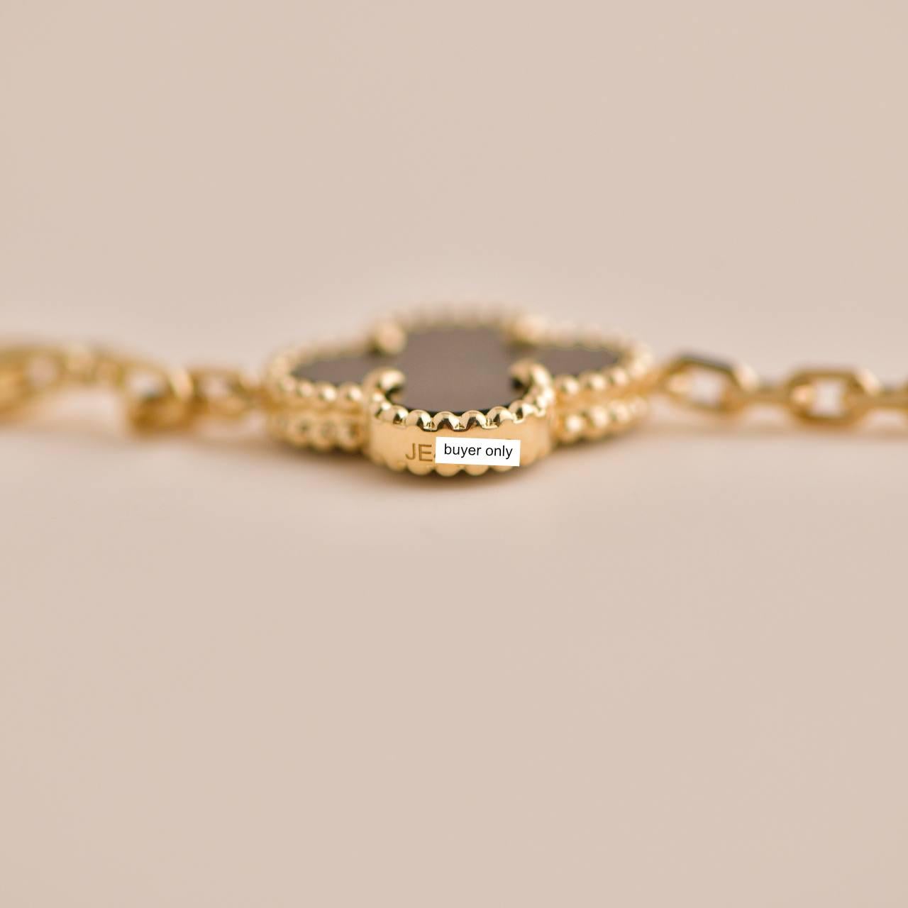 Uncut Van Cleef & Arpels Vintage Alhambra Black Onyx Yellow Gold Bracelet