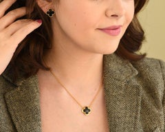 Van Cleef & Arpels Orecchini vintage Alhambra in onice nero e oro giallo