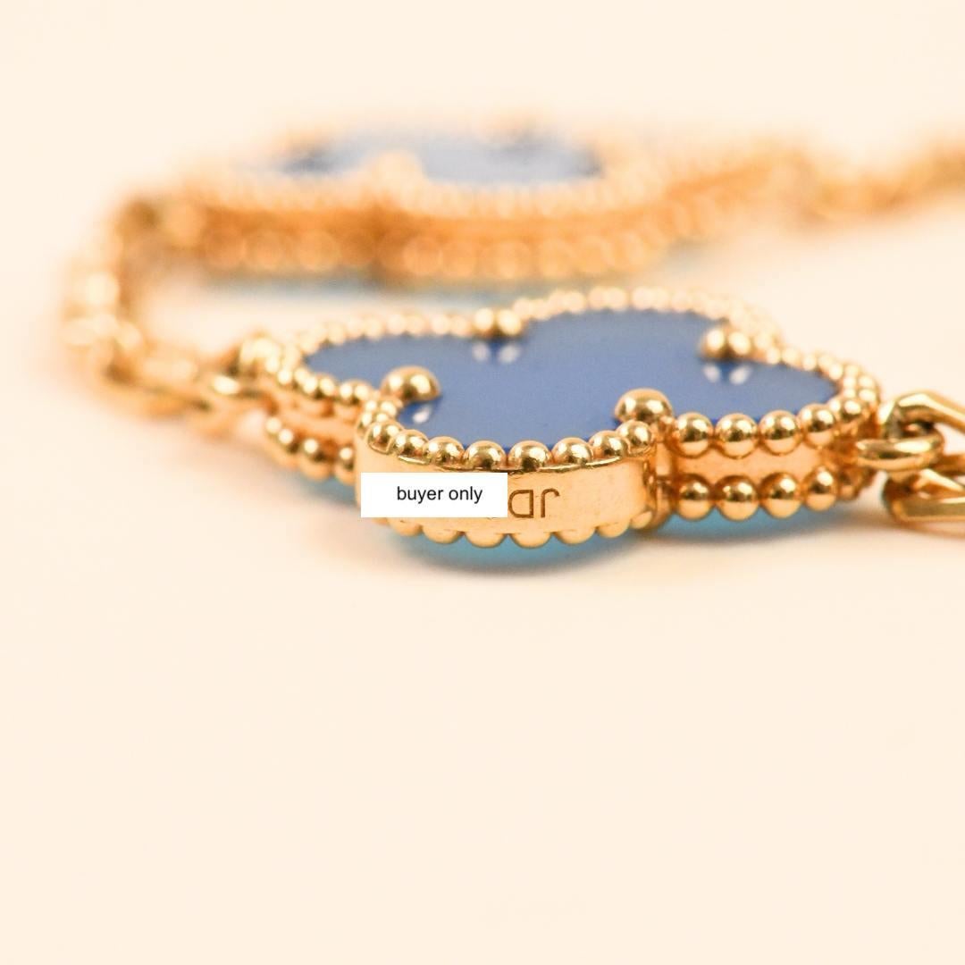 Van Cleef & Arpels Bracciale vintage Alhambra in agata blu e oro giallo 18 carati in vendita 4