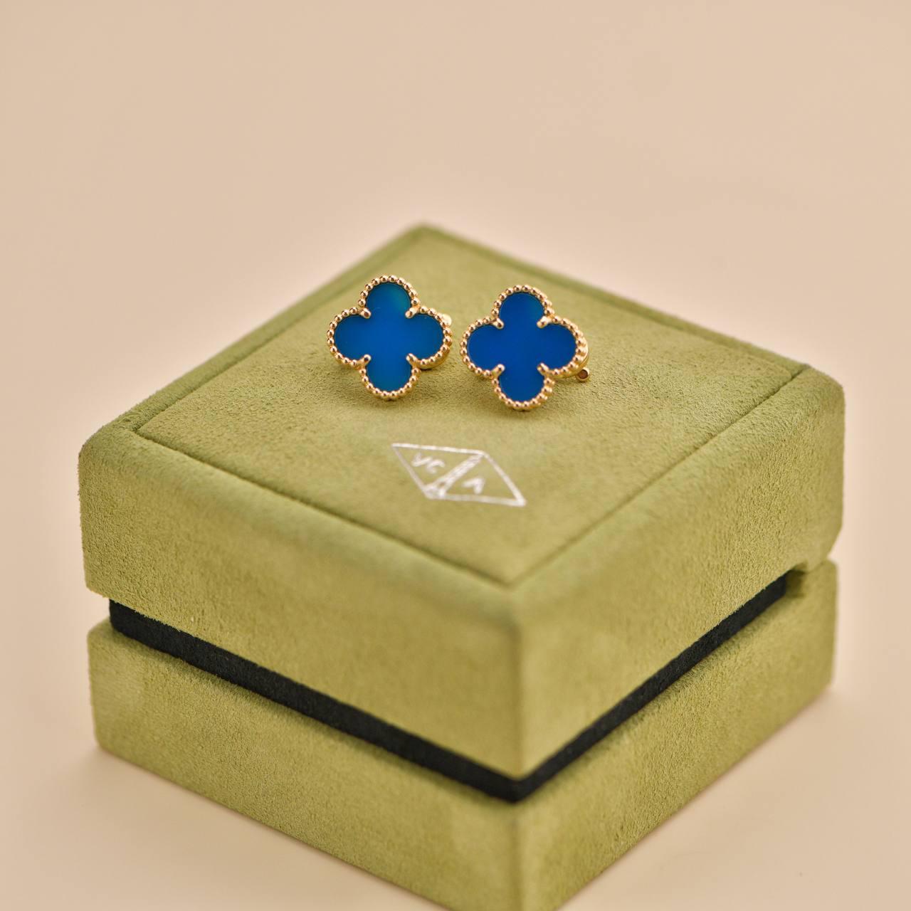 Van Cleef & Arpels Vintage Alhambra Blue Agate 18K Yellow Gold Earrings In Excellent Condition For Sale In Banbury, GB