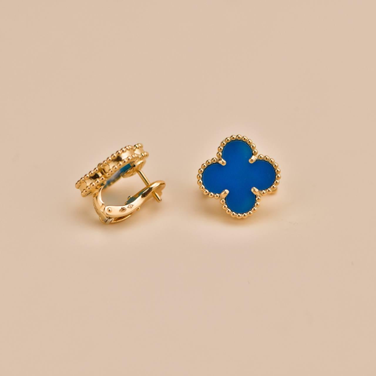 Van Cleef & Arpels Vintage Alhambra Blue Agate 18K Yellow Gold Earrings For Sale 2