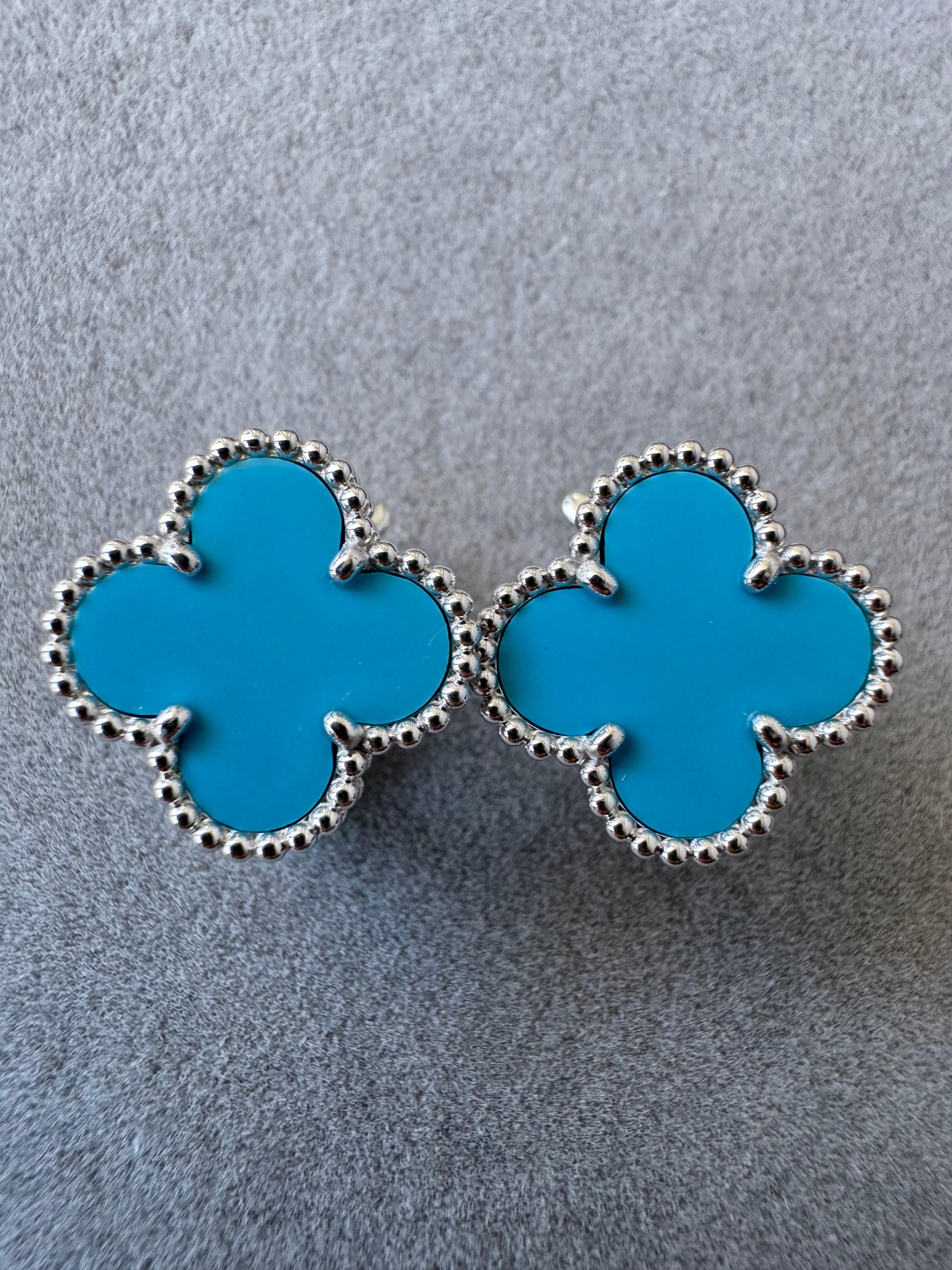 Pendientes de clip Van Cleef & Arpels Vintage Alhambra Turquesa Azul Oro Blanco 18K Moderno