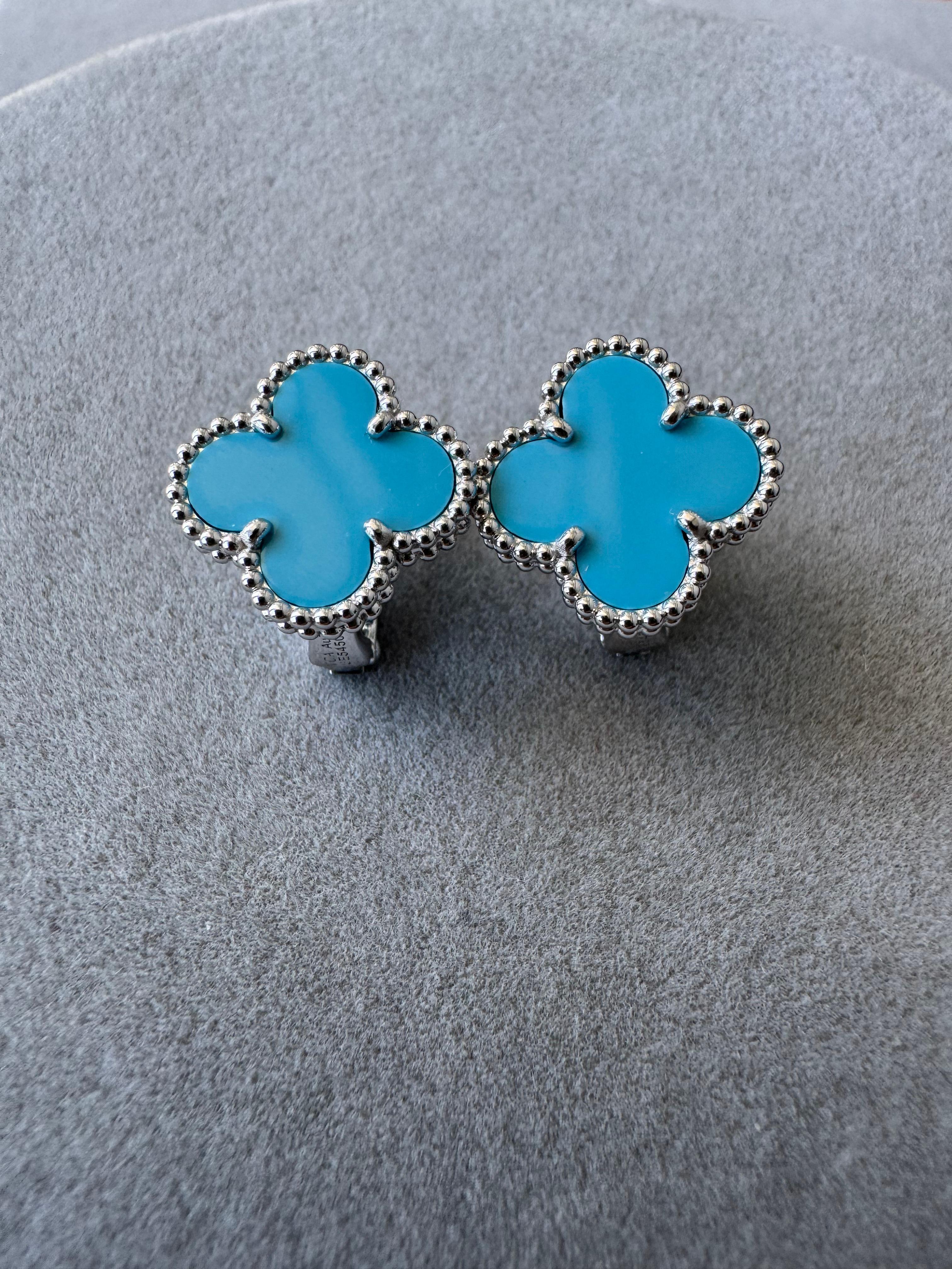 Pendientes de clip Van Cleef & Arpels Vintage Alhambra Turquesa Azul Oro Blanco 18K Cabujón