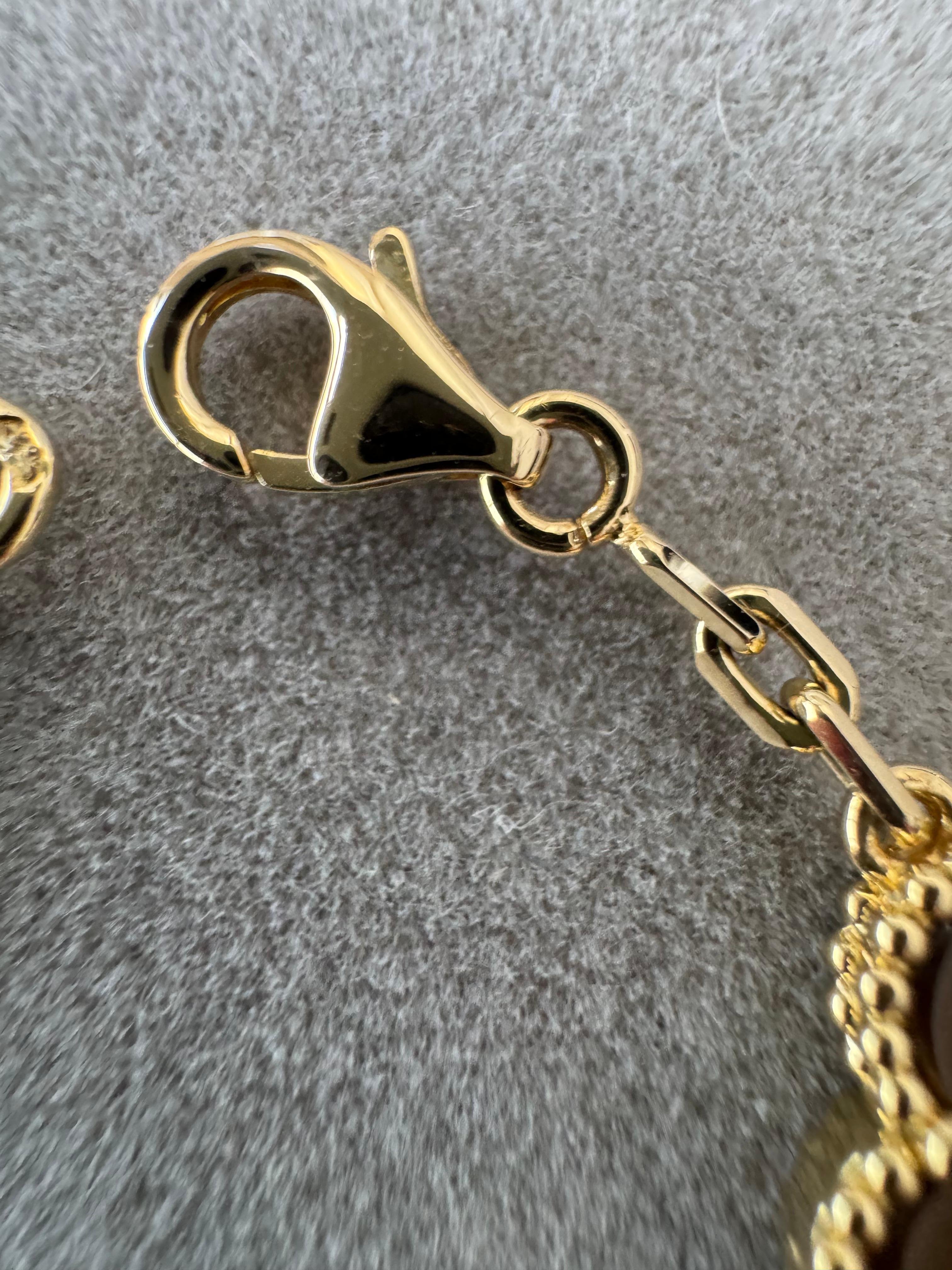 Van Cleef & Arpels Vintage Alhambra Tiger's Eye 5 Motif Yellow Gold Bracelet 1