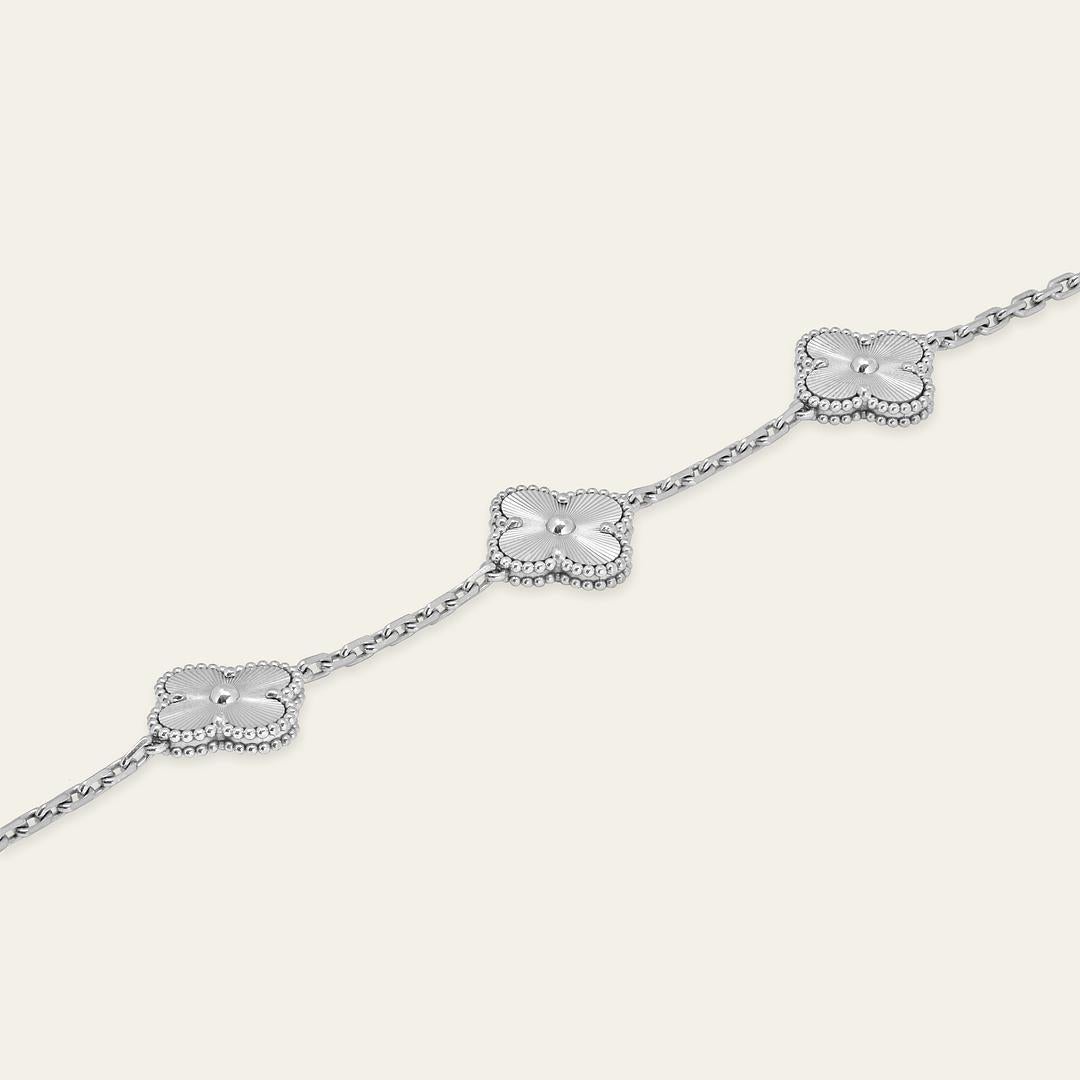 Van Cleef & Arpels Pulsera Alhambra Vintage 5 Motivos Contemporáneo en venta