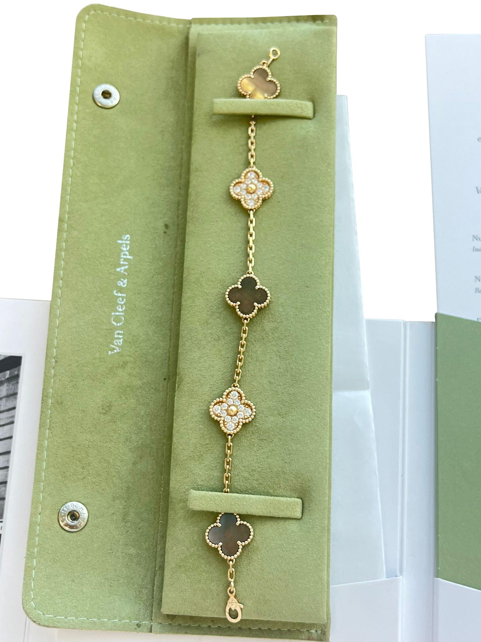 Van Cleef & Arpels Vintage Alhambra Bracelet 5 Motifs Mother Of Pearl & Diamonds For Sale 4