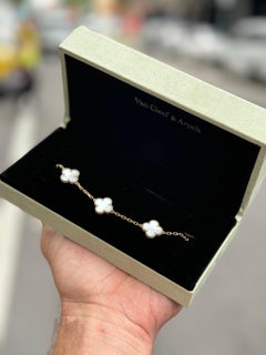 Van Cleef & Arpels Vintage Alhambra Bracelet Mother Of Pearl Yellow Gold 18k