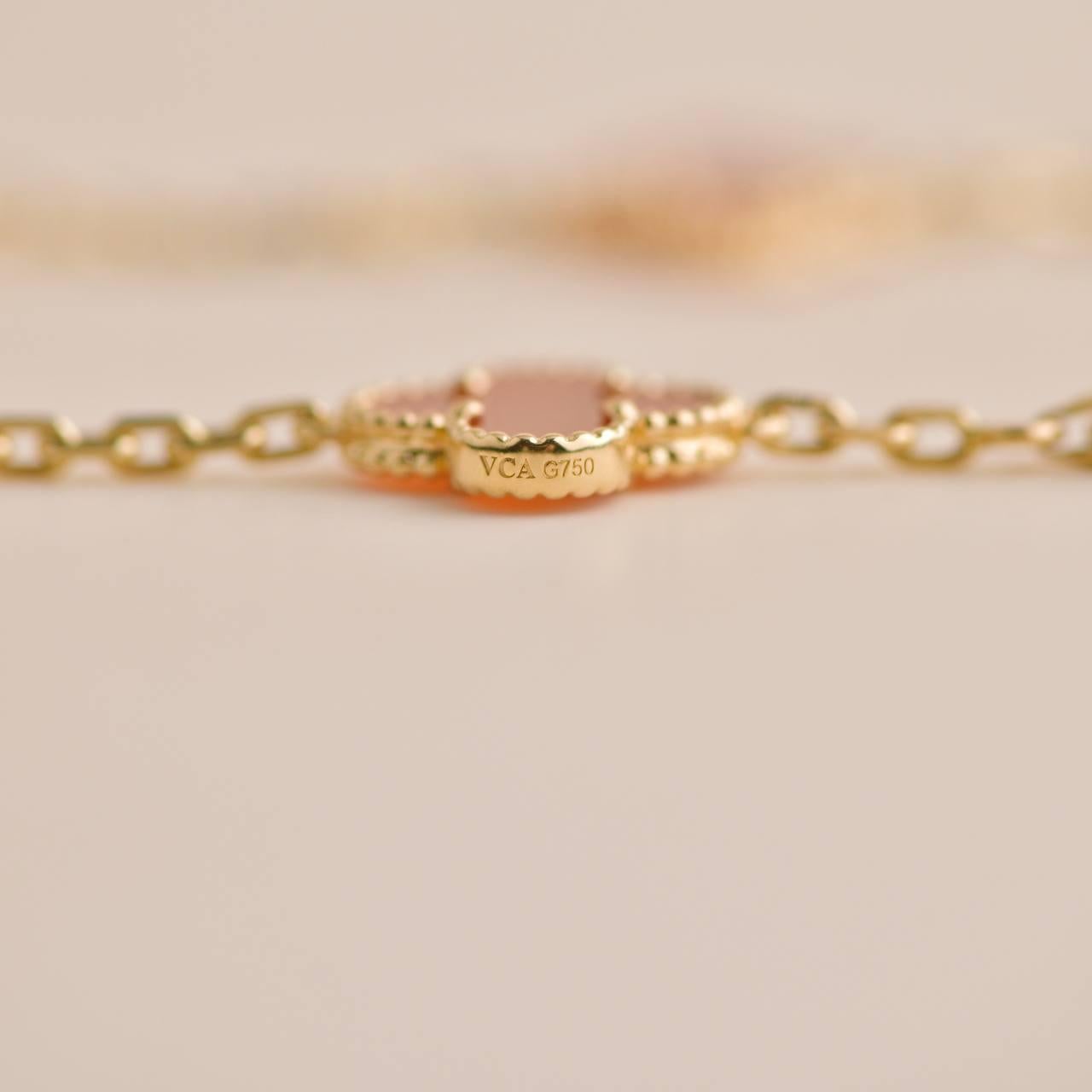 Uncut Van Cleef & Arpels Vintage Alhambra Carnelian 10 Motif Yellow Gold Necklace