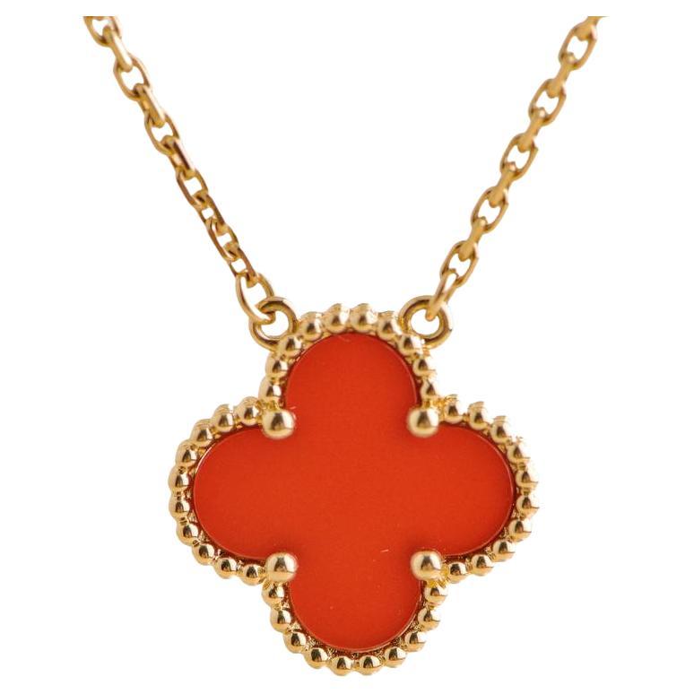 What is Maison’s Alhambra pendant made of?