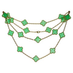 Van Cleef & Arpels Vintage Alhambra Chrysoprase 20 Motif Yellow Gold Necklace