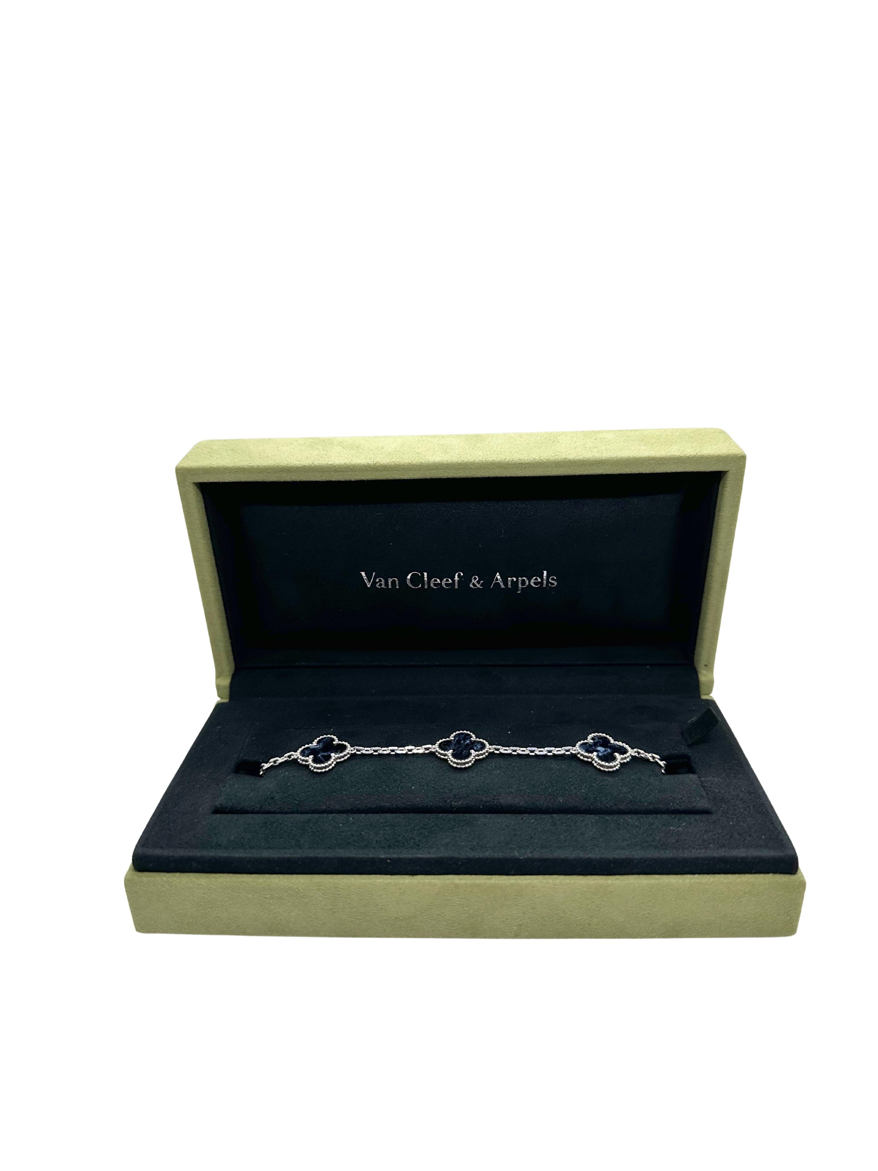 Van Cleef & Arpels Vintage Alhambra Dark Pietersite 18K White Gold Bracelet en vente 3