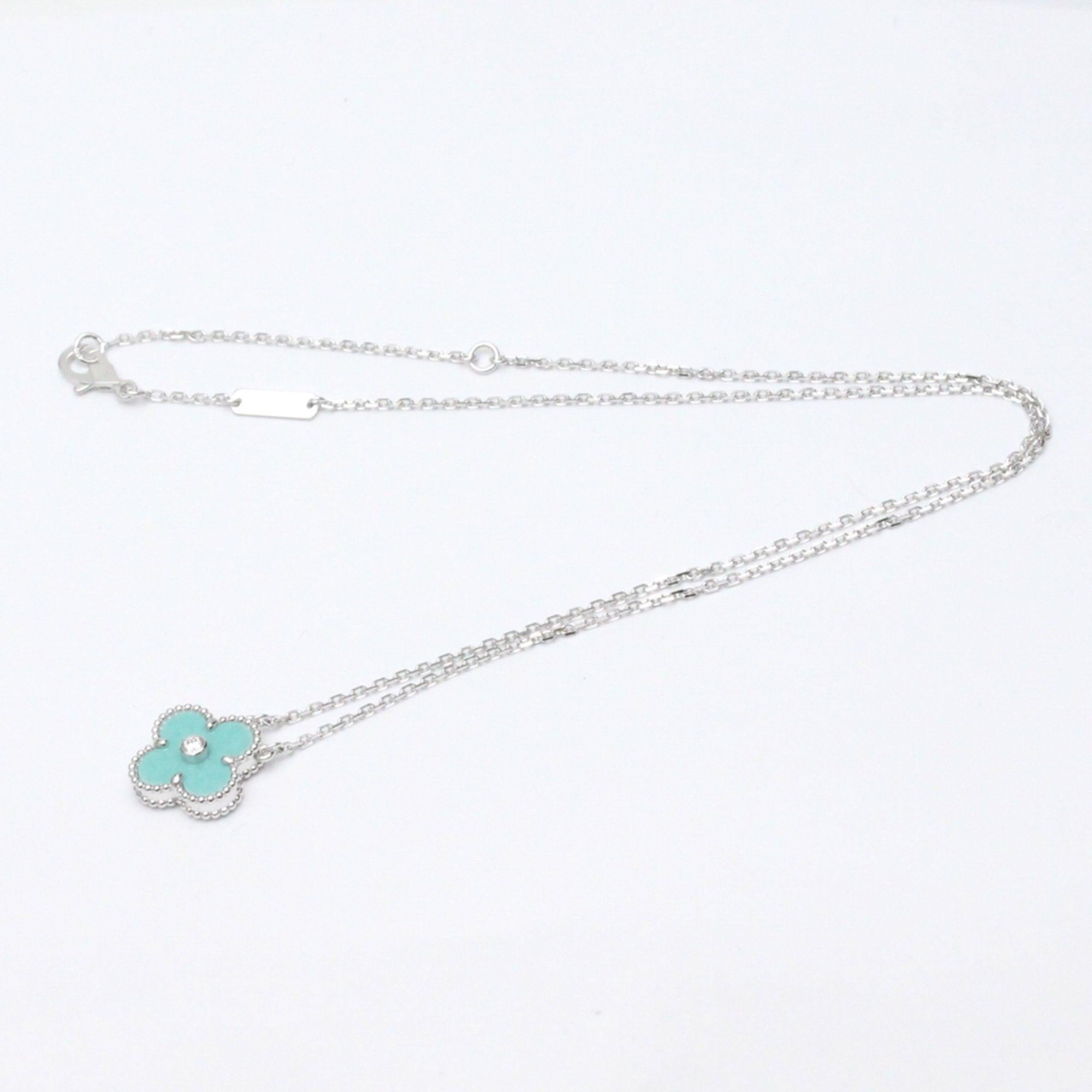 Van Cleef & Arpels Vintage Alhambra Diamond Necklace in 18K White gold For Sale 3