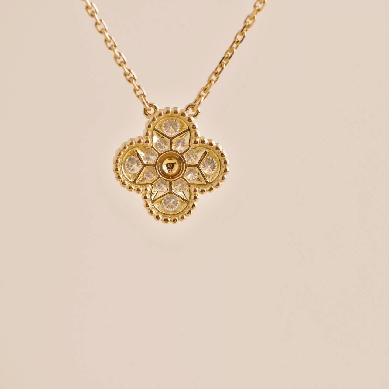 Van Cleef & Arpels Vintage Alhambra Diamond Paved Yellow Gold Pendant Necklace In Excellent Condition For Sale In Banbury, GB