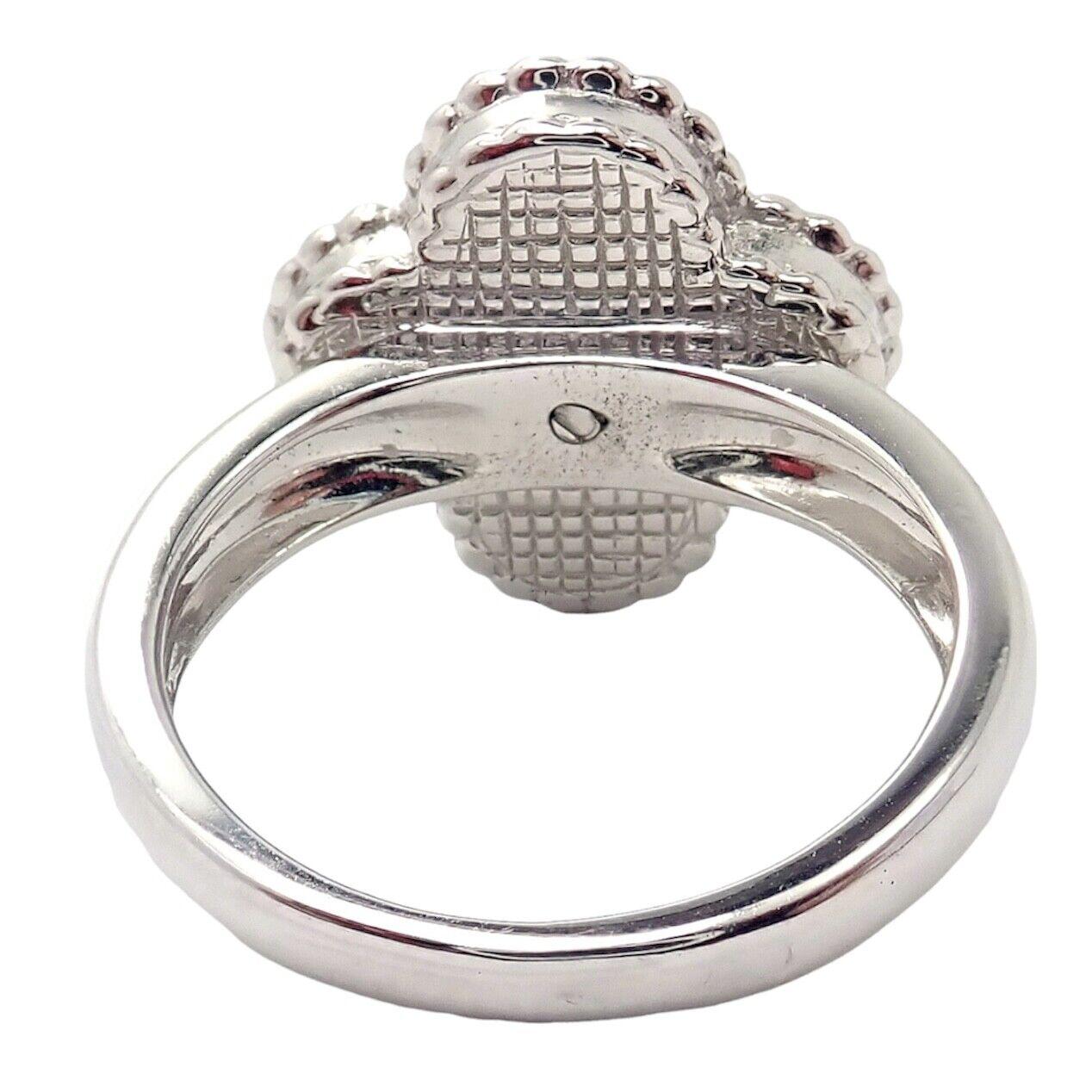 Van Cleef & Arpels Vintage Alhambra Diamond Turquoise White Gold Ring In Excellent Condition For Sale In Holland, PA