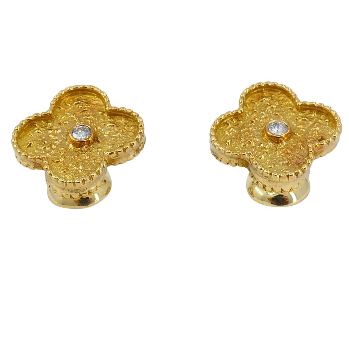 Van Cleef & Arpels Pendientes Vintage Alhambra Oro Diamante en venta 6