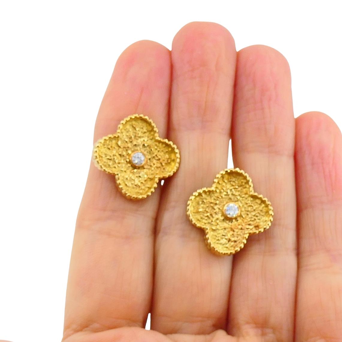 Van Cleef & Arpels Pendientes Vintage Alhambra Oro Diamante en venta 7