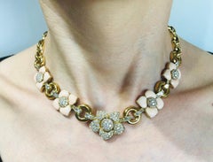 Van Cleef & Arpels Collana d'oro Alhambra vintage con corallo e diamanti