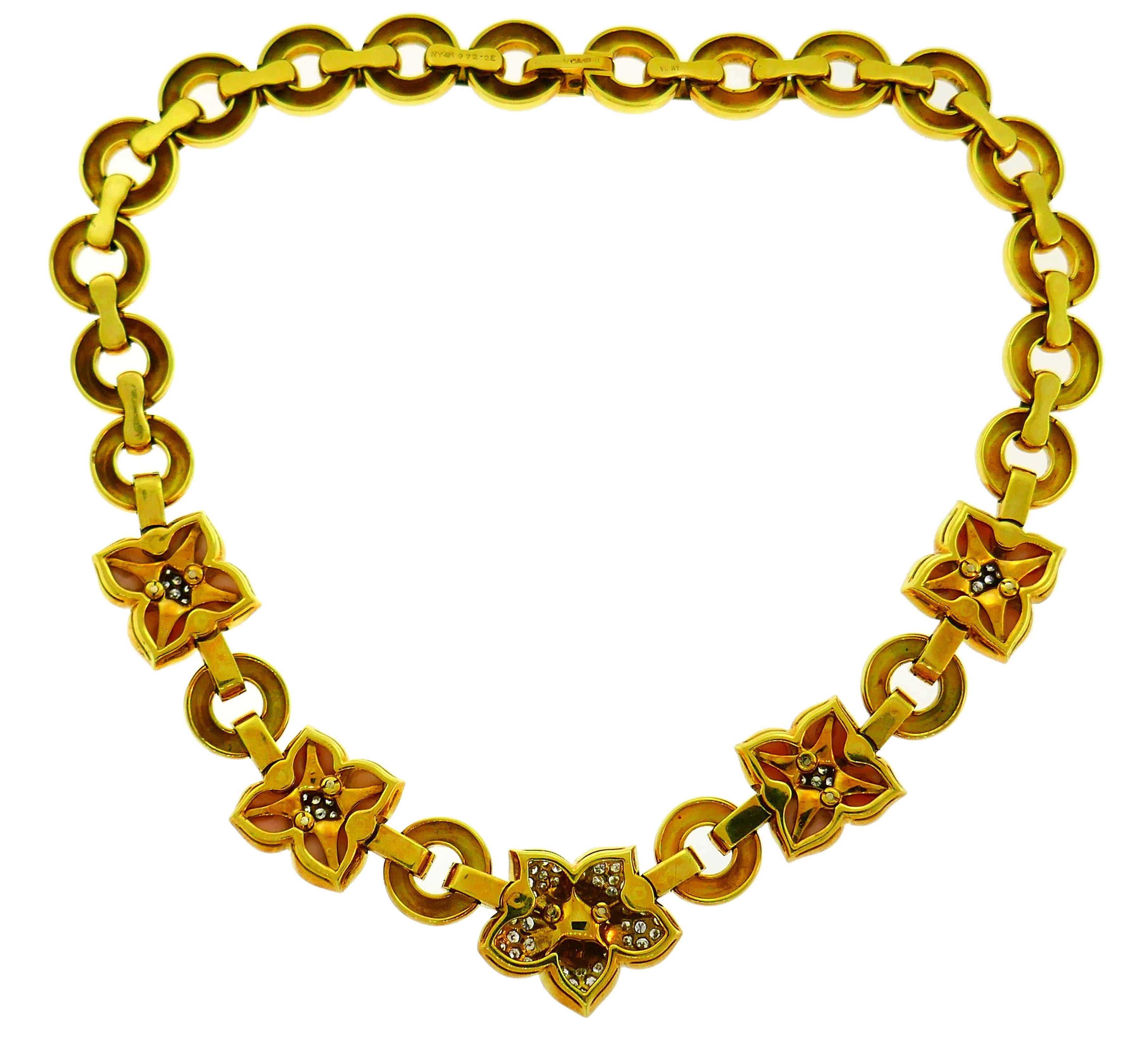 Van Cleef & Arpels Vintage Alhambra Gold Necklace with Coral and Diamond 2