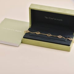 Van Cleef & Arpels Bracelet vintage Alhambra gris en or rose et nacre