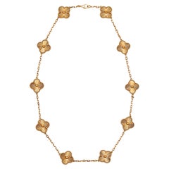 Van Cleef & Arpels Vintage Alhambra Guilloche Halskette mit 10 Motiven aus 18 Karat Gold