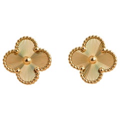 Van Cleef & Arpels Vintage Alhambra Guilloché 18K yellow gold Earring
