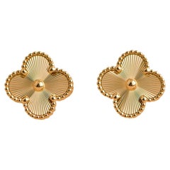 Van Cleef & Arpels Vintage Alhambra Guilloché or jaune 18K Boucle d'oreille