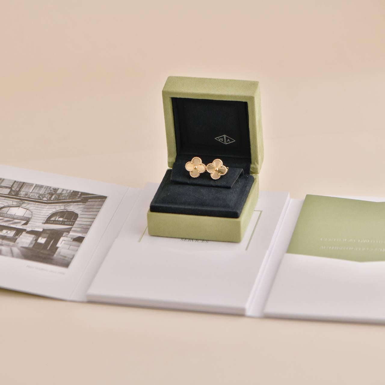 Discover these beautiful 18k yellow gold Guilloché earrings from Van Cleef and Arpels Vintage Alhambra collection. The earrings feature that iconic Van Cleef motif with a beaded edge and guilloche inlay. They measure approximately 1.5cm and weigh
