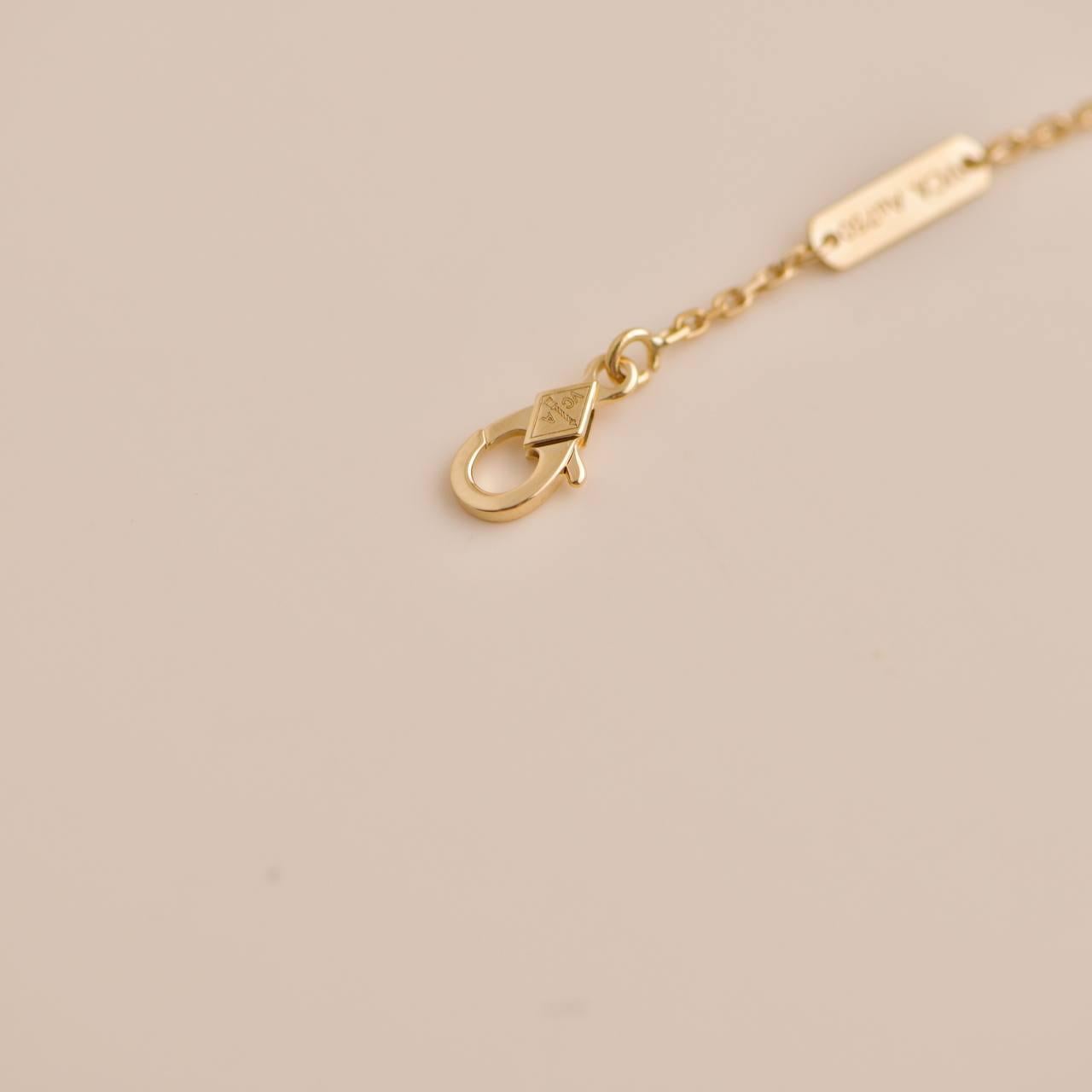 Women's or Men's Van Cleef & Arpels Vintage Alhambra Guilloché 18K Yellow Gold Pendant Necklace