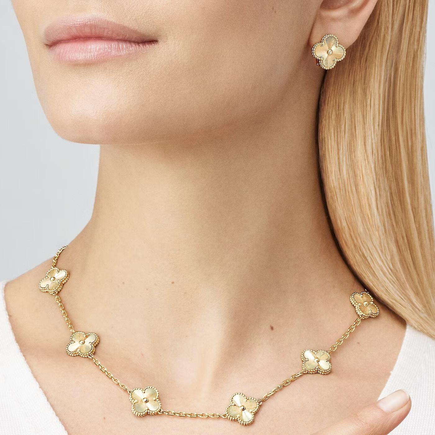 alhambra guilloche earrings