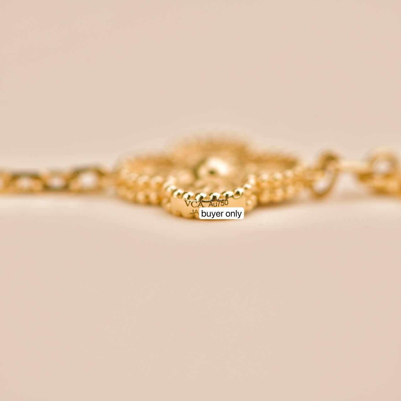 Van Cleef & Arpels Vintage Alhambra Hammered 18K Yellow Gold 5 Motif Bracelet For Sale 1