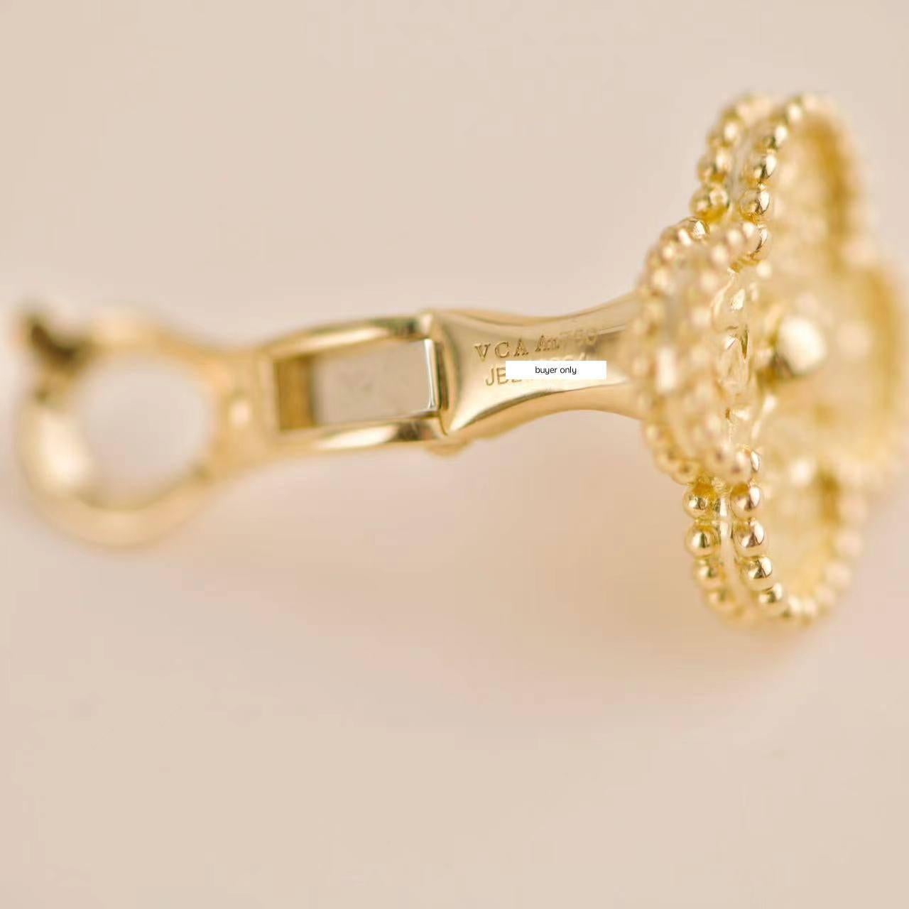 Van Cleef & Arpels Vintage Alhambra Hammered 18K Yellow Gold Earrings In Excellent Condition For Sale In Banbury, GB